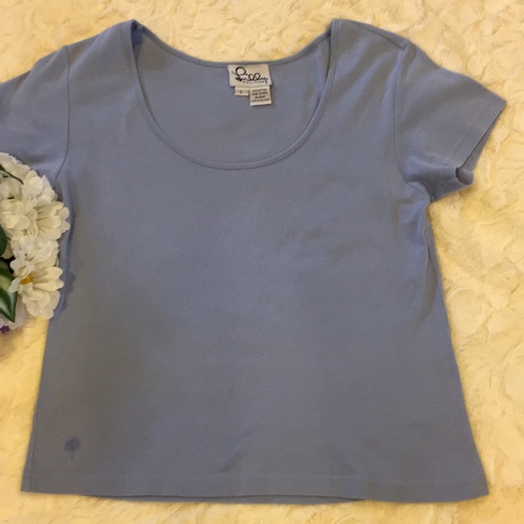 Lilly Pulitzer Tops - Lilly Pulitzer T-shirt 🏝